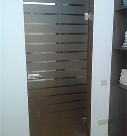 Скляні двері (міжкімнатні)