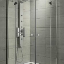 заказать стеклянные душевые кабины