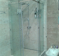 Виготовлення душової кабіни з суцільноскляного безпечного скла