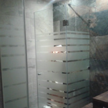 каленые стекла душевую кабину