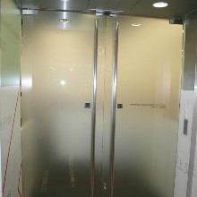 купить стеклянные межкомнатные двери	