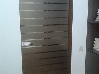 Міжкімнатні скляні двері